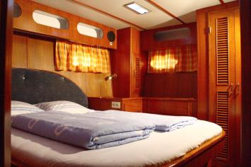 Yachtcharter Star 1670 Kabine 4 Cab 3 WC