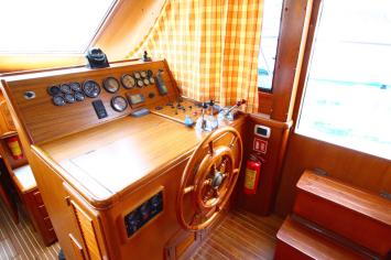 Yachtcharter Star 1940 Cockpit