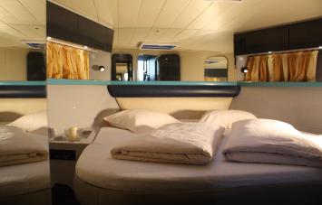 Yachtcharter Ferretti 49 Kabine