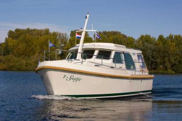 Yachtcharter Linssen Grand Sturdy 25.9 Bugansicht 1 Cab 1 WC