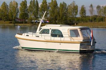 Yachtcharter Linssen Grand Sturdy 25.9 Seitenansicht 1 1 Cab 1 WC