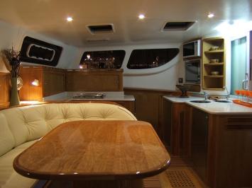 Yachtcharter Dean 441 Salon 2 4+1 Cab 4 WC