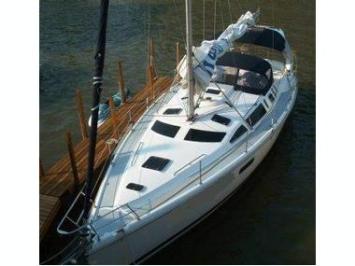 Yachtcharter Hunter 410 Luftansicht 2 Kab 2 WC