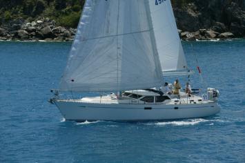 Yachtcharter Oyster 45 Seitenansicht 3 Kab 2 WC