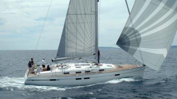 Yachtcharter Bavaria cruiser 45 3cab top