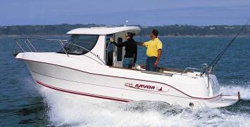 Yachtcharter Arvor 215 Seitenansicht 1 Kab