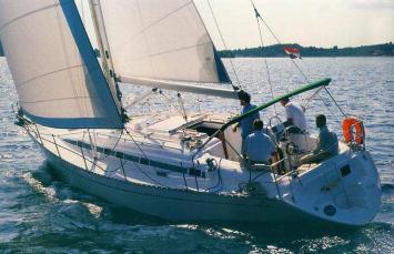 Yachtcharter Vektor 401 Heckansicht
