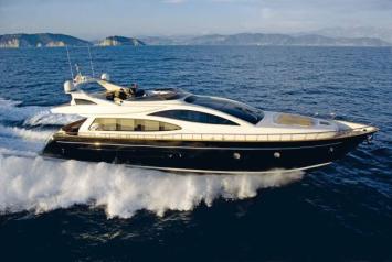 Yachtcharter Riva 75 Seitenansicht 4 Cab
