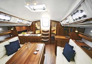 Yachtcharter X 40 Niedergang 3 Cab 1 WC