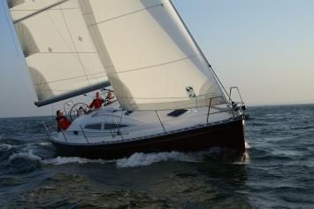 Yachtcharter Delphia 33 Top