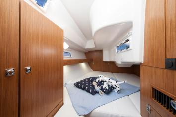 Yachtcharter Bavaria Cruiser 33 2cab bed