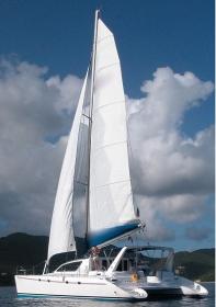 Yachtcharter Leopard 4700 Seitenansicht 4 Cab 4 WC
