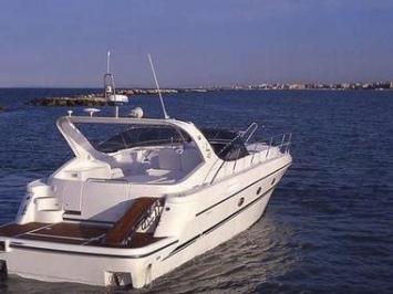 Yachtcharter Alena 43 (3Cab/2WC) Heck