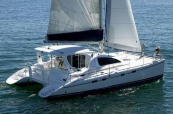 Yachtcharter Leopard 43 aussen komplett