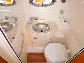 Yachtcharter 270 Signature 2Cab WC