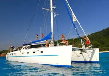 Yachtcharter marquise56. 4Cab/4WC Bug_1