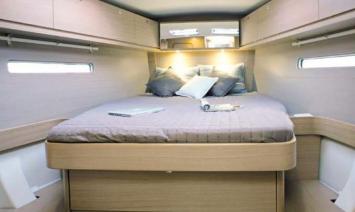 Yachtcharter Dufour 500 (4Cab:3/4WC) Kabine