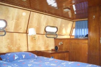 Yachtcharter Luxor 40 Fly_3Cab/2WC,Kabine