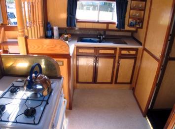 Yachtcharter EuroClassic 129 2Cab:2WC Pantry