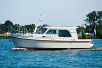 Yachtcharter Linssen Grand Sturdy 25.9 Sedan Seitenansicht