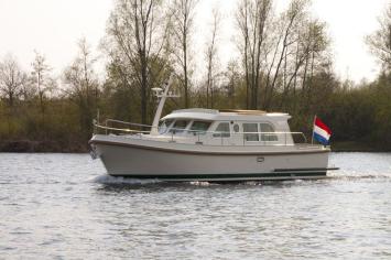 Yachtcharter GrandSturdy349Sedan_20100414_003