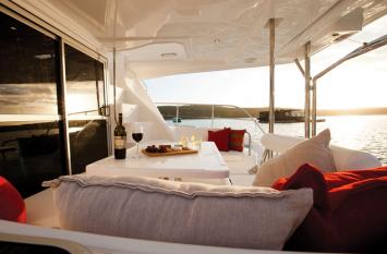 Yachtcharter Leopard 39 PC (4+2Cab/2WC) Deck