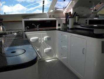 Yachtcharter Voyage 520 (5Cab:5WC) Pantry