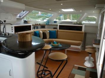 Yachtcharter Voyage 520 (5Cab:5WC) Salon