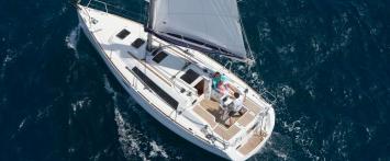 Yachtcharter Oceanis 31 2cab outer