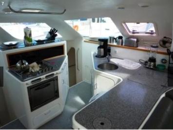 Yachtcharter Voyage 44 (4Cab:4WC) Pantry