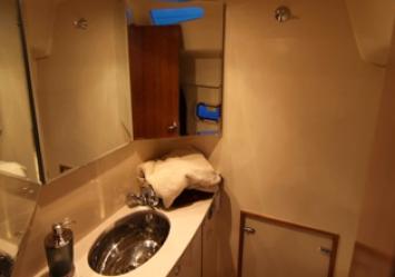 Yachtcharter gemini legacy 35 2Cab 2WC WC