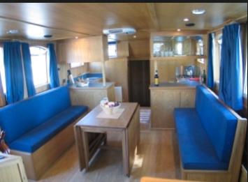 Yachtcharter EuroClassic 149 4Cab 4WC Salon