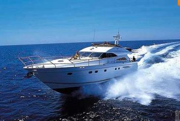 Yachtcharter Princess 65 Fly  Bug