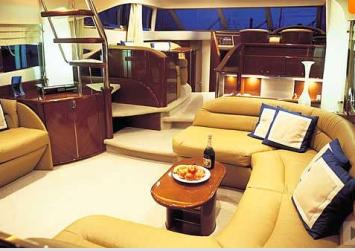 Yachtcharter Princess 65 Fly  Salon