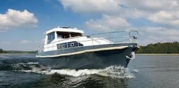 Yachtcharter Nautiner 38 Classic (4Cab:1WC)   Seite:Bug