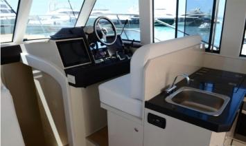 Yachtcharter Pantagana 41_cockpit