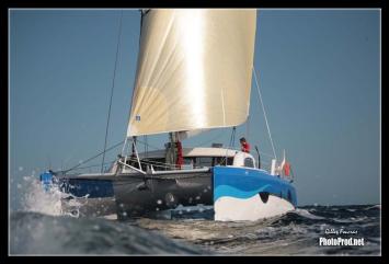 Yachtcharter OUTREMER 49 Bug