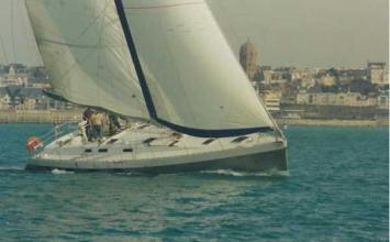 Yachtcharter cigale16 Seitenansicht