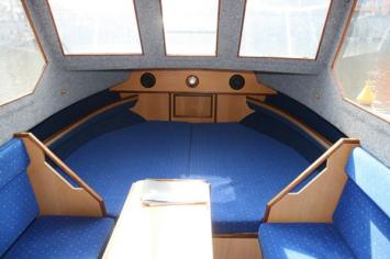 Yachtcharter RiverBoat26_Kab