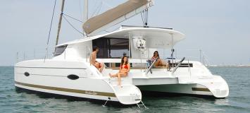 Yachtcharter Lipari 41 evolution (3+2Cab/2WC) Heck