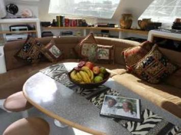 Yachtcharter Voyage 580 (5Cab/5WC) Salon