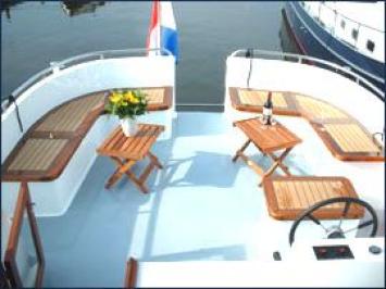 Yachtcharter Simmerskip 1200*cruise (3Cab/3WC) Deck