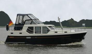 Yachtcharter Euroline 98 (2Cab/2WC) Seitenansicht