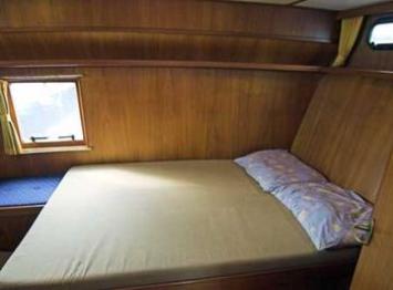 Yachtcharter Vri Jon 35 (2Cab/2WC) Kabine