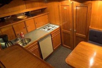 Yachtcharter Vri Jon Aqua Cosmos (4Cab/2WC) Pantry