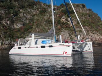 Yachtcharter Catana 581 4+1Cab/4+1WC Seitenansicht