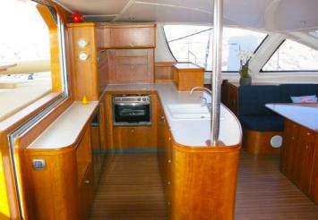 Yachtcharter Catana 581 4+1Cab:4+1WC Pantry