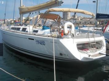 Yachtcharter Dufour 525 Grand Large (3Cab/3WC) Heck