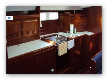 Yachtcharter Oceanis clipper 473 4cab pantry