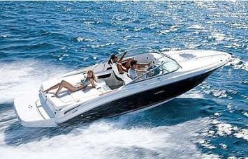 Yachtcharter Sea Ray 240 Sunsport Seite/Deck